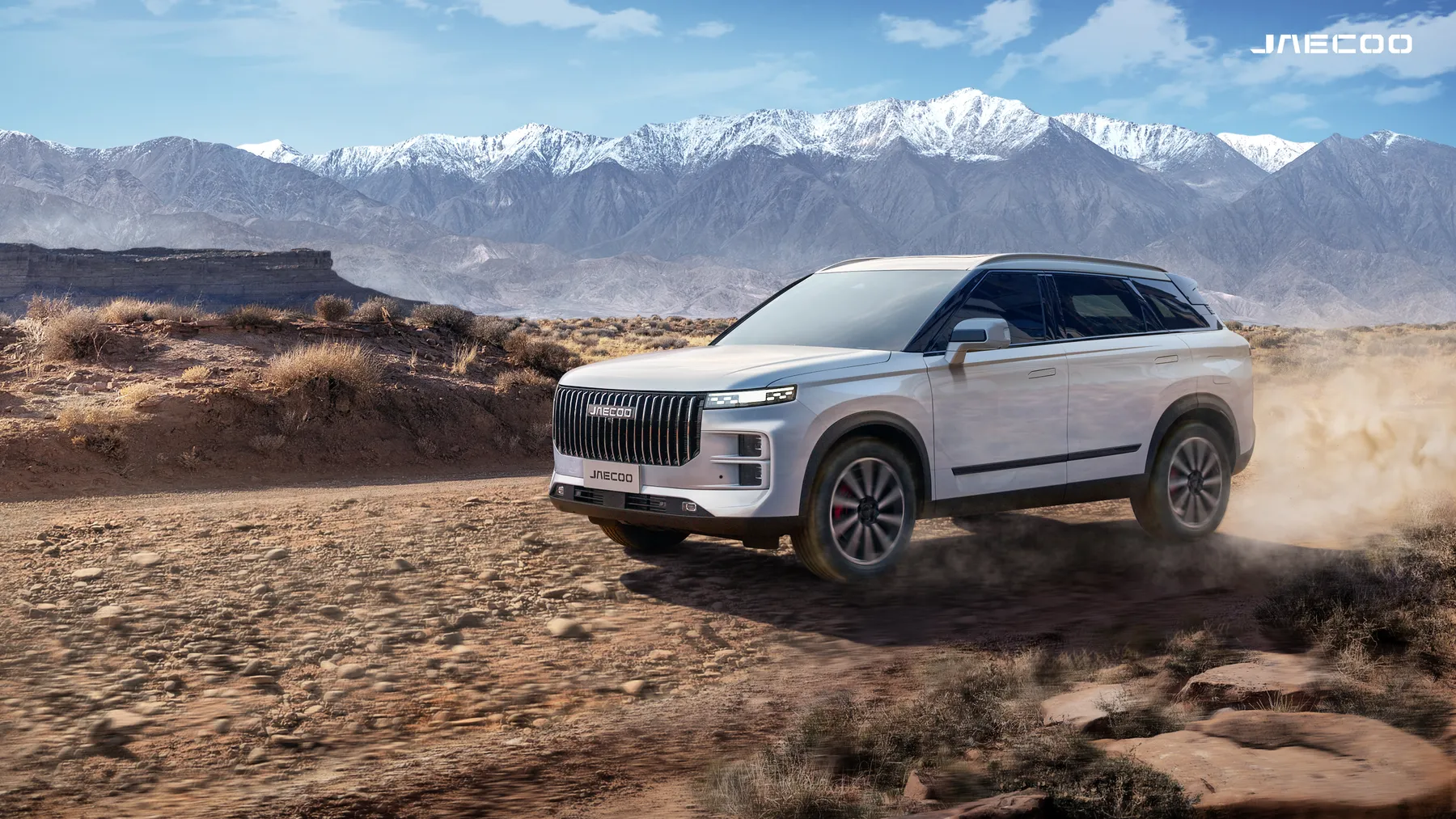 JAECOO SUV test drive on the road