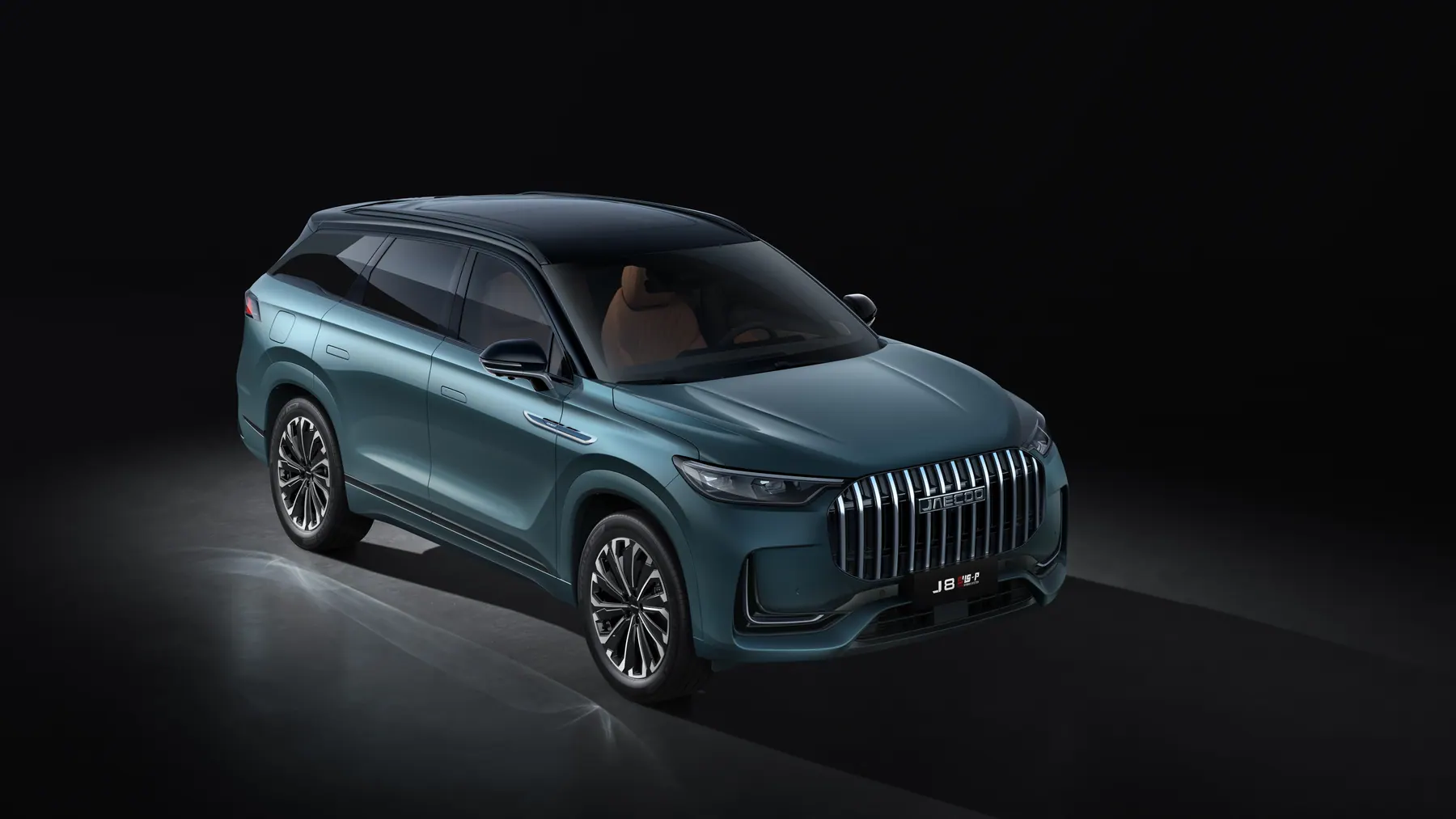 JAECOO J8 right front 45 degree exterior